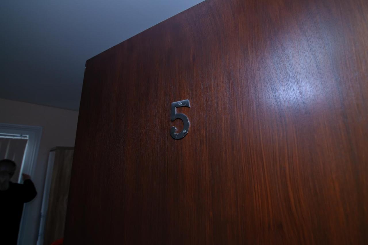 Casa Fresa Franks Serviced Accommodation Liverpool Exterior foto